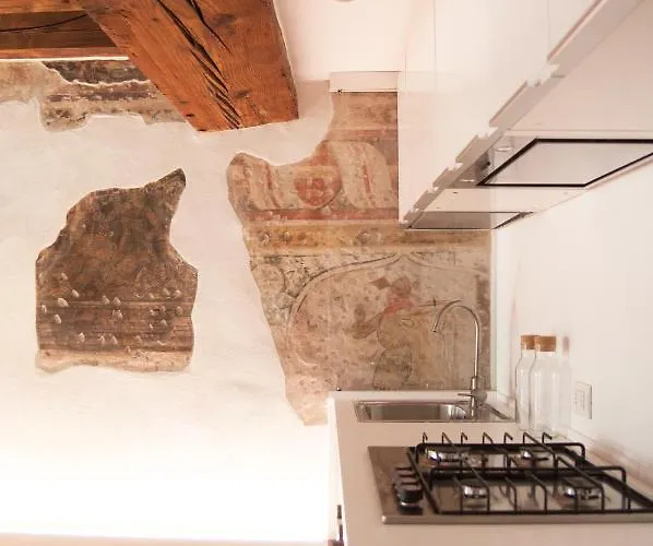 Affresco Arti E Mestieri 1 - Affresco Arti E Mestieri 2 베로나